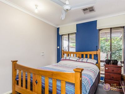 15 Ravenscroft Way, Kelmscott