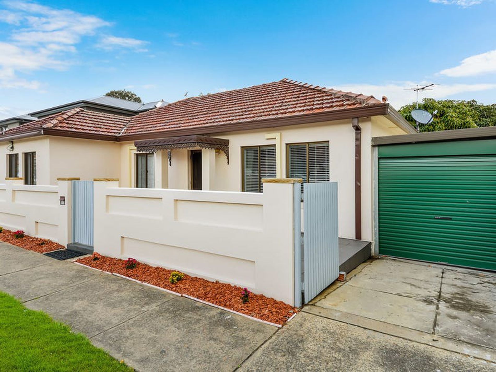 96 Wentworth Ave, Pagewood