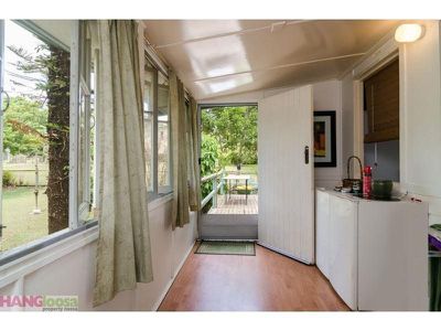 2 Lake View Drive, Tewantin