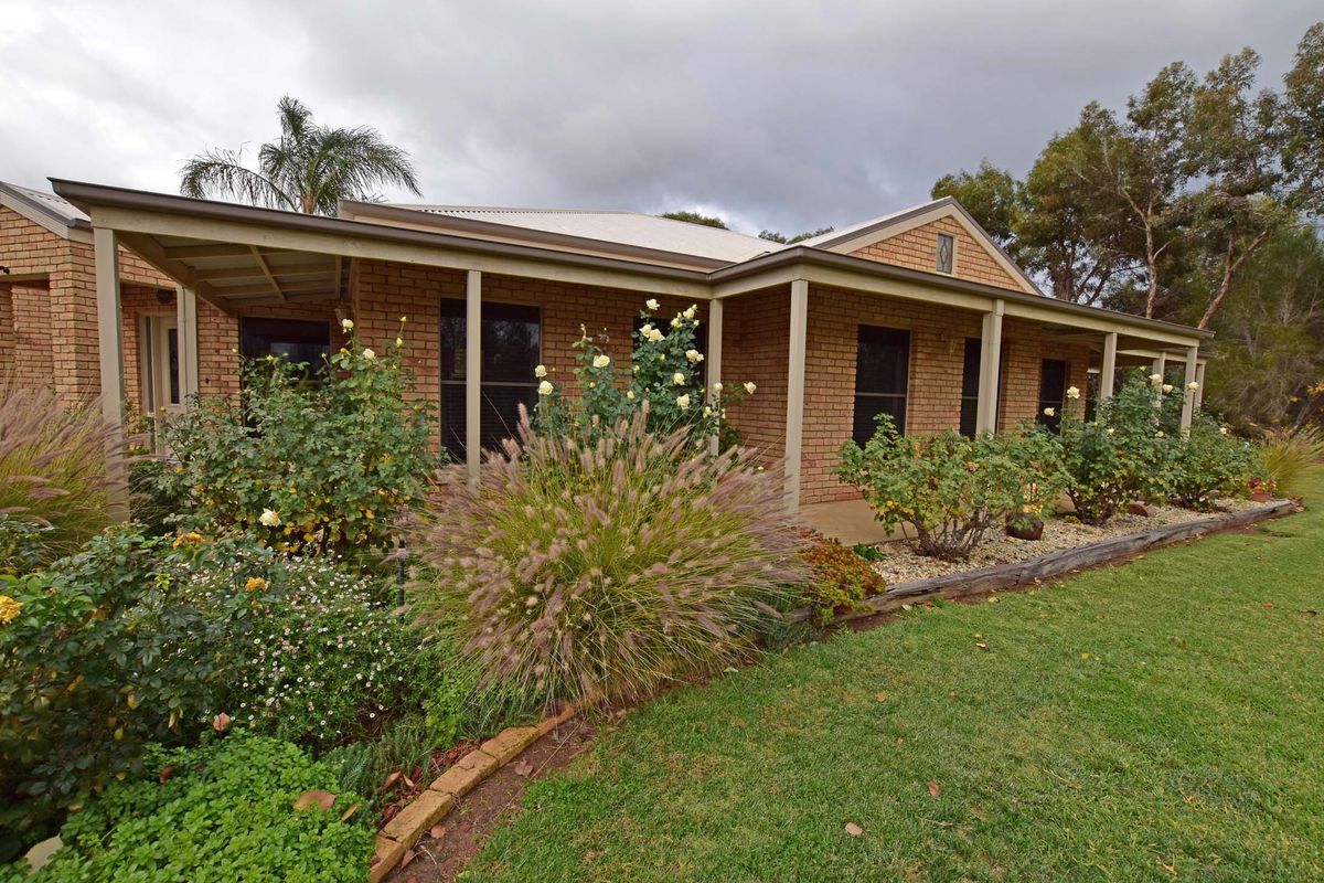 5 Gardadale Drive, Kyabram