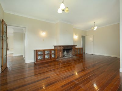 112 Tourist Road, Rangeville