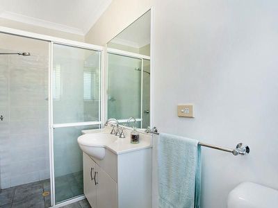 4 Hakea Court, Tewantin