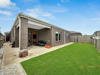 52 Smile Crescent, Wyndham Vale