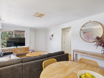 2 / 106 Royal Street, Tuart Hill