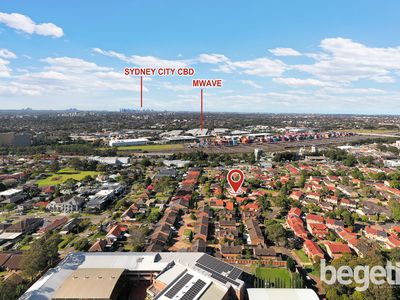 8 Tristania Grove, Greenacre