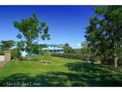 218 Western Avenue, Montville