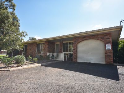 1 / 67 Baird Drive, Dubbo