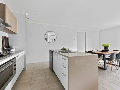 5 Fudge Street, Manor Lakes