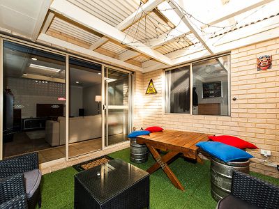 11 / 9 Juniper Place, Ballajura