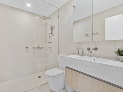303 / 3 Twenty Third Avenue, Palm Beach