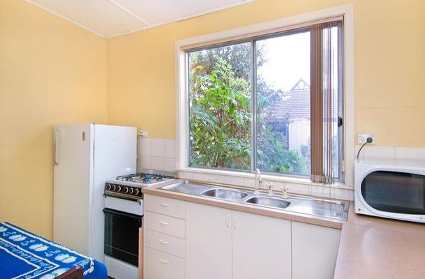 4 Second Ave, Craigieburn