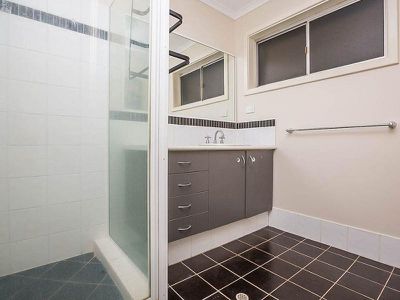 2 / 1 Brown Way, South Hedland