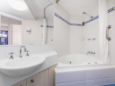 14 / 32 River Esplanade, Mooloolaba