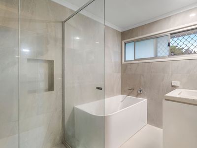 50 Crater Street, Inala