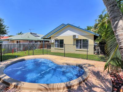 11 Buckingham Street, Gunn