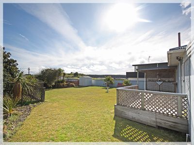 8 Kennedy Street, Foxton Beach