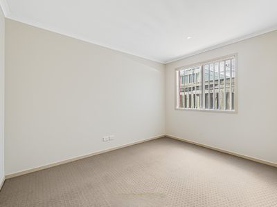 9 Carmarthen Close, Werribee