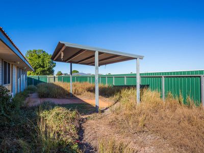 7 / 10 Dulverton Terrace, South Hedland