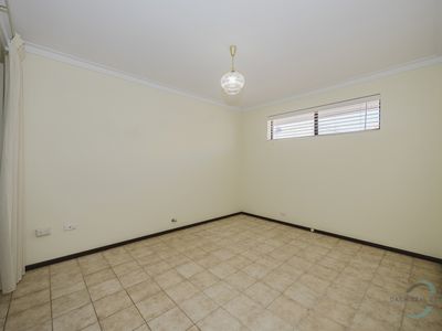 7 Oldham Street, Hillarys