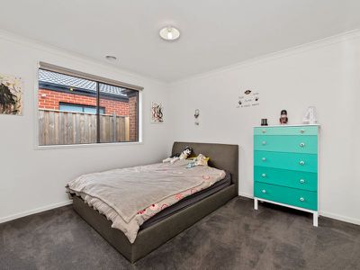 49 Deoro Parade, Clyde North