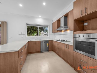 1 / 27 Northern Crescent, Craigieburn