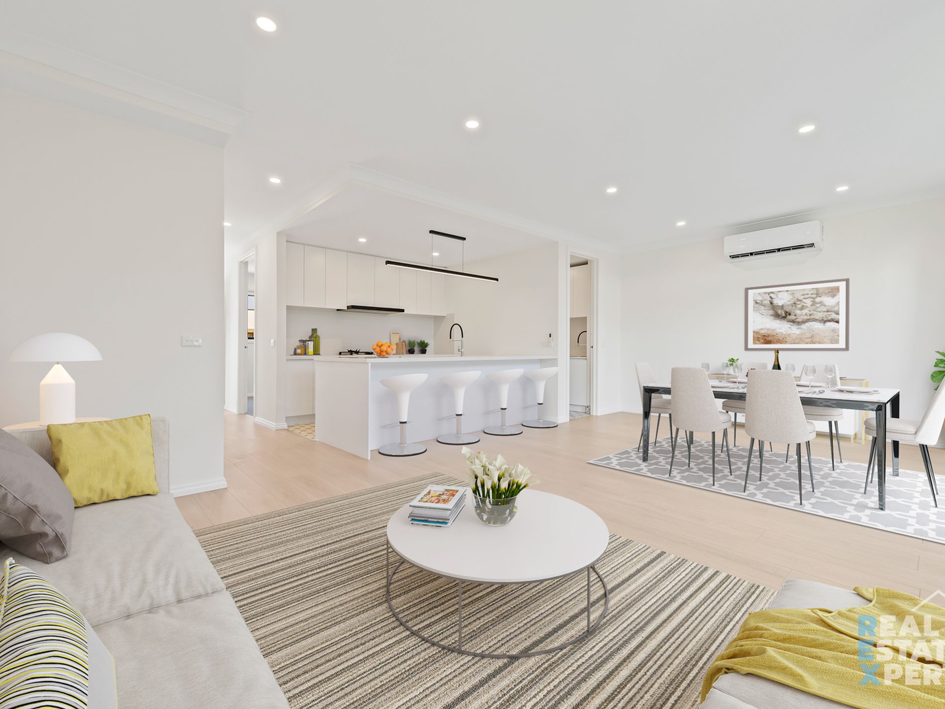 2 / 5 Sylvanwood Crescent, Narre Warren