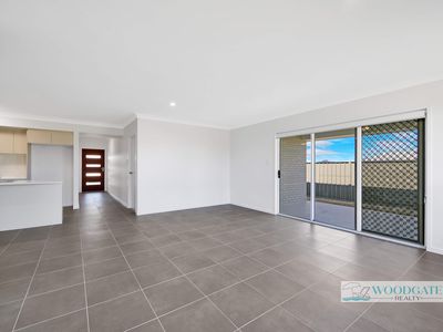 73 OCEAN VIEW DRIVE, Woodgate