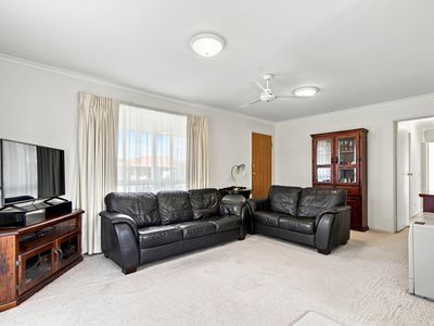 12 / 242A Raglan Street, Sale