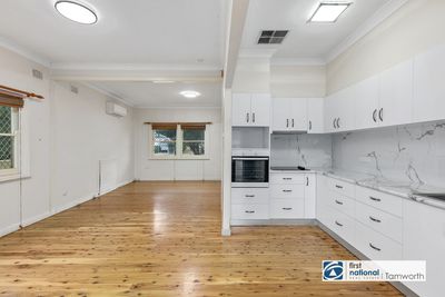 28 PETRA AVENUE, Tamworth