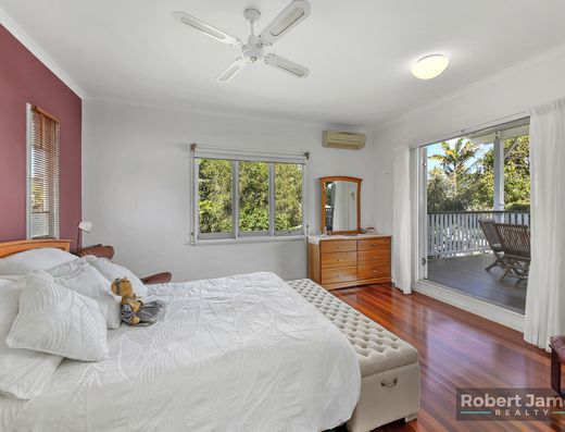 QUEENSLANDER LOVED & CHERISHED IN OLD TEWANTIN image 13 QUEENSLANDER LOVED & CHERISHED IN OLD TEWANTIN image 13