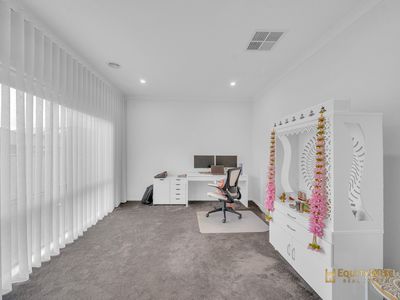 10 Edwin Close, Manor Lakes