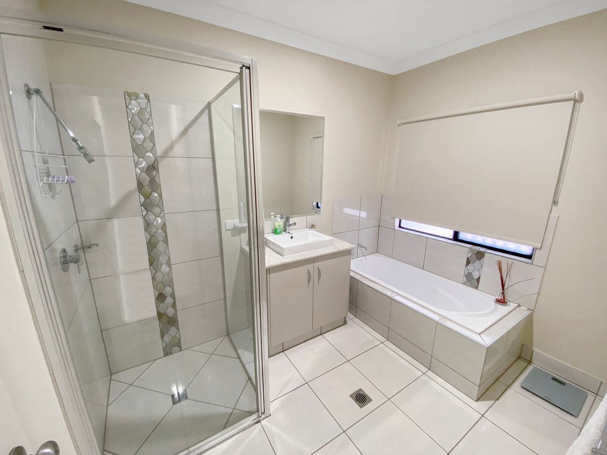 40 Cook Street, Atherton