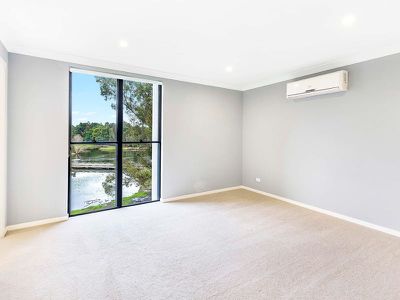 162 / 162 North Hill Drive, Robina