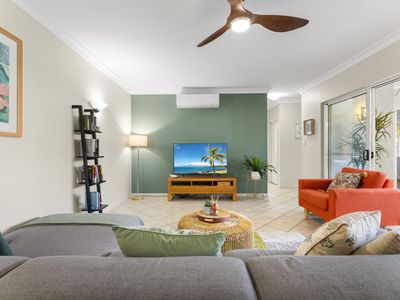 612 / 2-10 Greenslopes Street, Cairns North