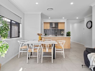 102 Bloomfield Esplanade, South Maclean