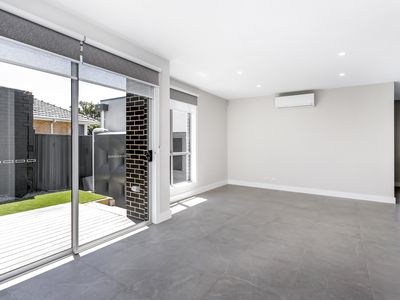 1 / 7 Garnet Street, Essendon West