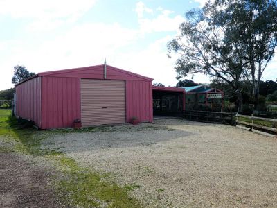225 Hall Lane, Seymour