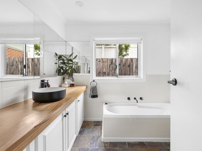 74 Hannan Street, Williamstown