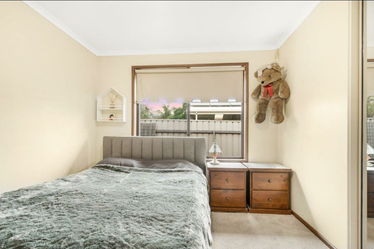 12 Currumbin Avenue, Blakeview