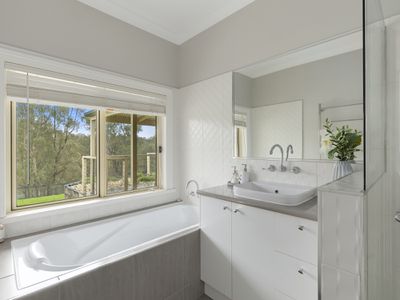 15 Manse Hill Road, Seymour