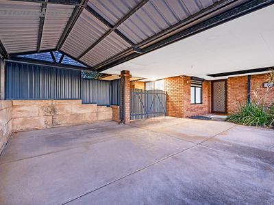 12 Tablo Court, South Lake