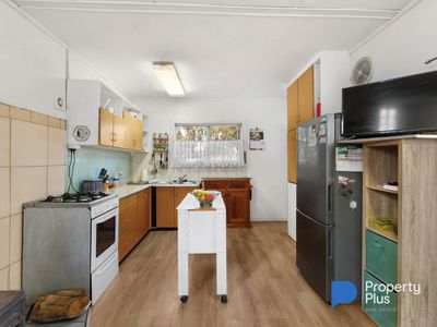2-10 Gorack Street, Wedderburn