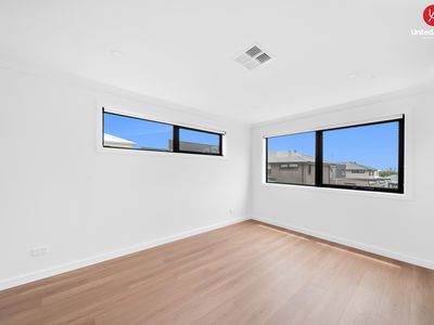 34 Old Glenfield Road, Casula