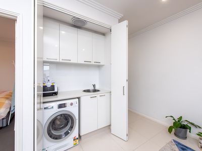 8/90 Albert Street, Osborne Park