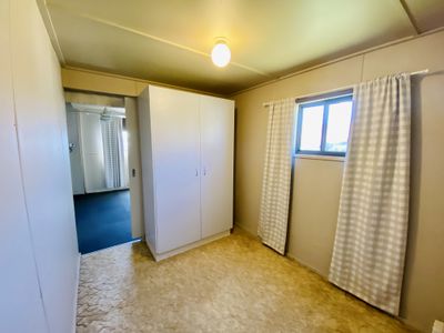 27  HENTY STREET, Culcairn