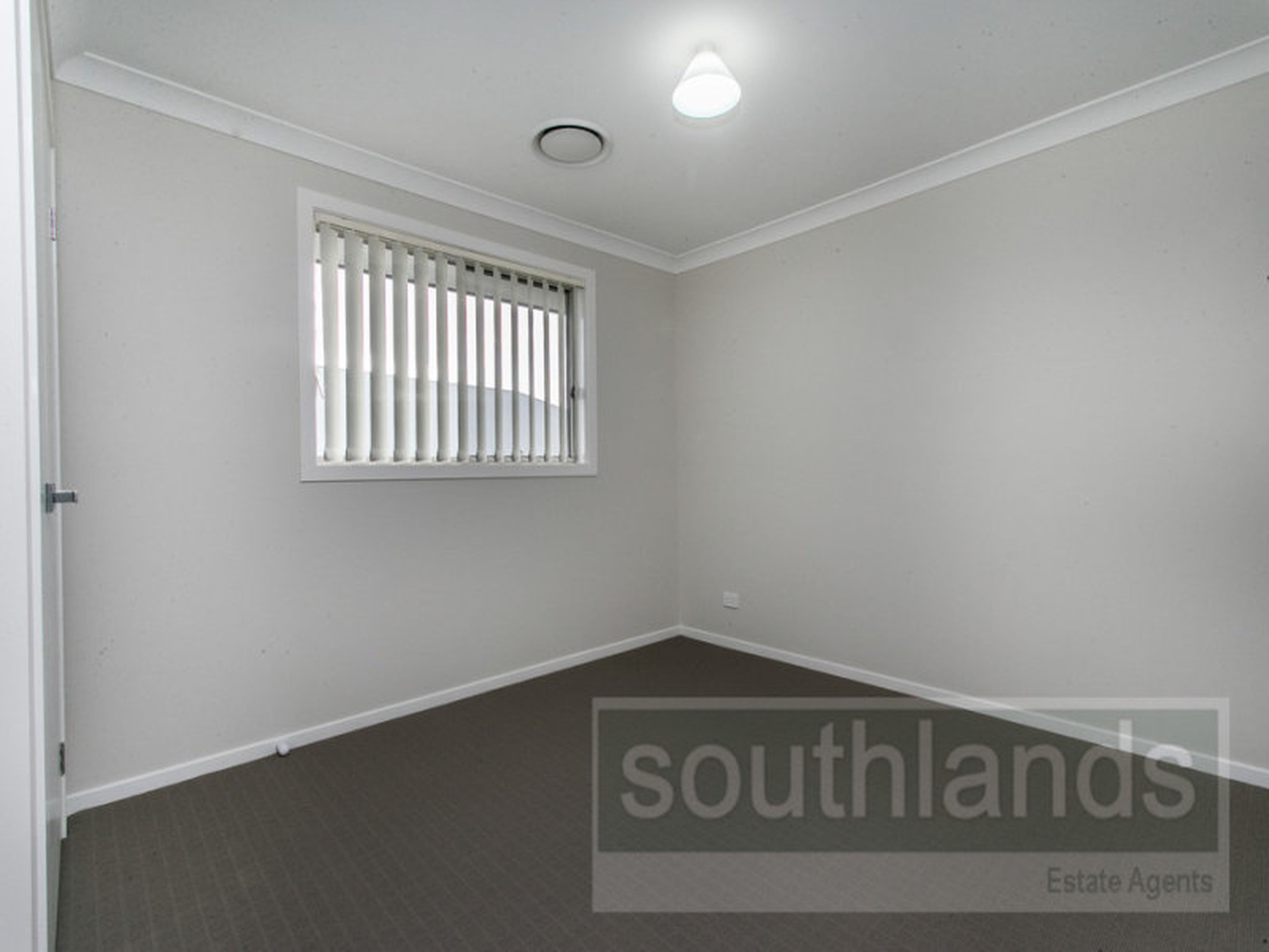 12A Cooee Avenue, GLENMORE PARK