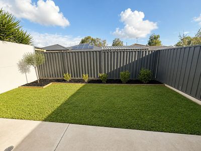 35A Hindmarsh Drive, Manor Lakes