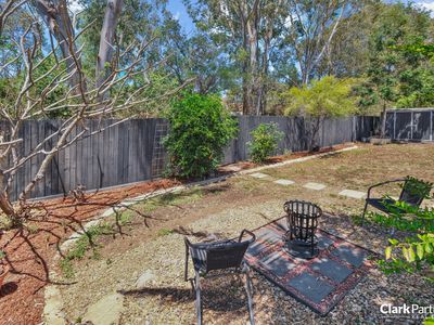 27 Peppertree Street, Warner