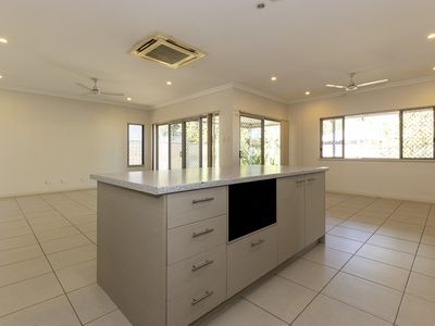 10 Tamarind Meander, Kununurra