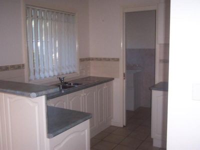 2 / 42 Ocean Beach Dr, Shellharbour